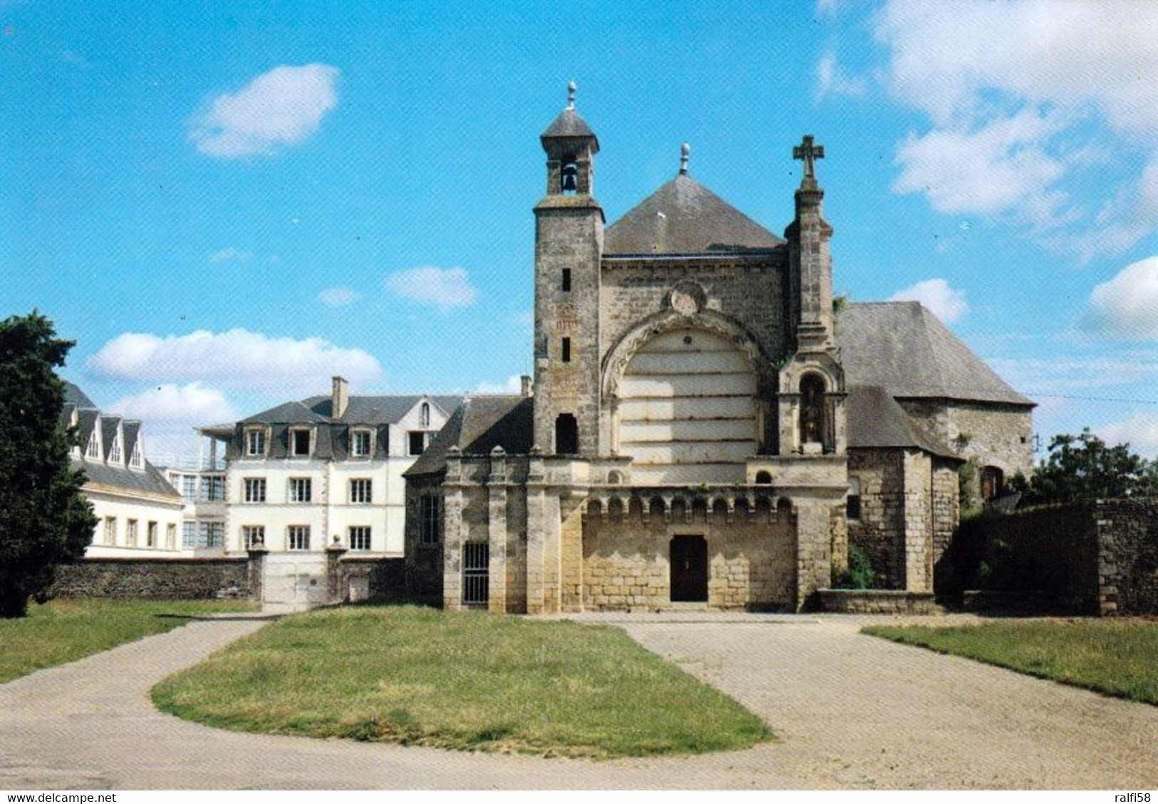3 AK Frankreich * Château De Josselin - Loggia De Saint-Martin Und Die Historische Altstadt Von Josselin * - Josselin
