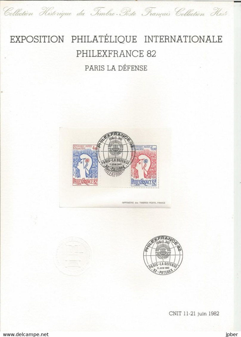 France - Documents Officiels - Année 1982 Complète - 48 Pages Papier Vélin - Documents Of Postal Services