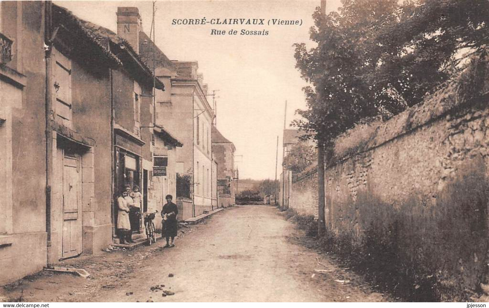 VIENNE  86  SCORBE-CLAIRVAUX - RUE DE SOSSAIS - COMMERCE - Scorbe Clairvaux