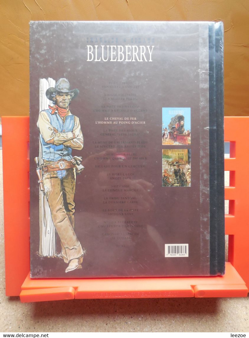 BD INTEGRAL BLUEBERRY ,dos Toilé, Le Cheval De Fer - L'homme Au Poing D'acier......3B - Blueberry