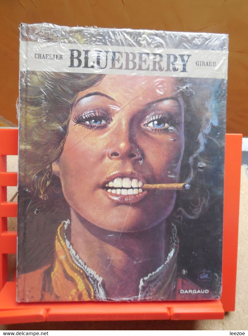 BD INTEGRAL BLUEBERRY N°5 Chihuahua Pearl, L'homme Qui Valait 500000$, Ballade Pour Un Cercueil, Lire Le Dessous......3B - Blueberry