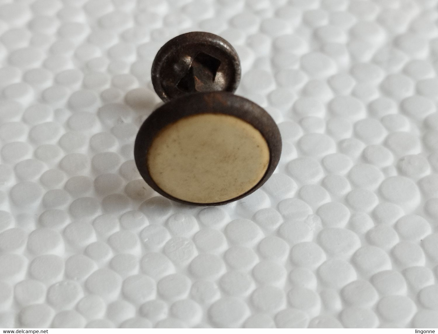 1 Ancien Bouton De Manchette En Os ? - Cuff Links & Studs