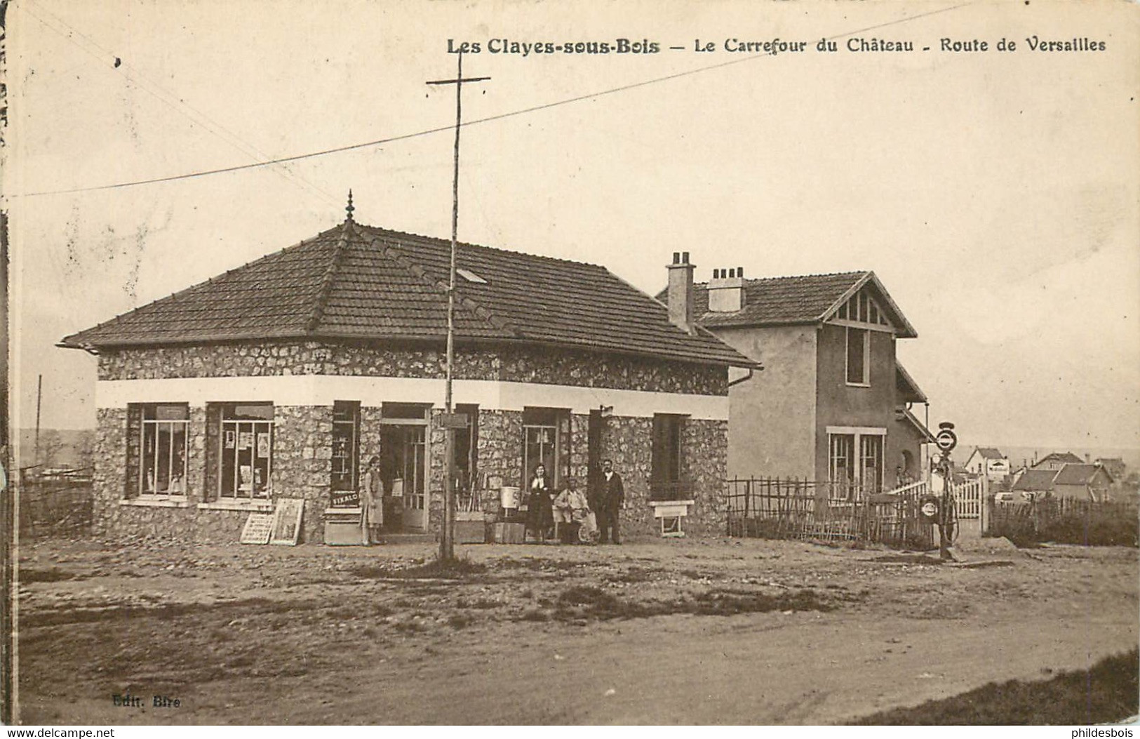 YVELINES   LES CLAYES SOUS BOIS  Carrefour Du Chateau - Les Clayes Sous Bois