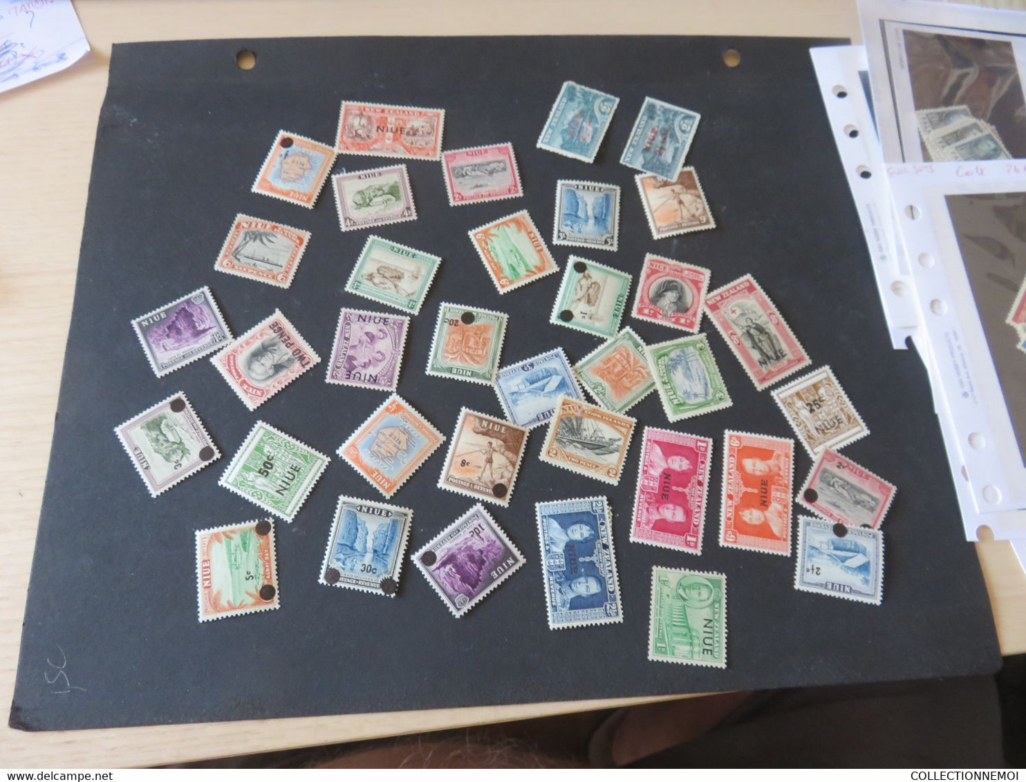 petit lot de timbres divers dont colonies anglais,moi je trouve tres sympa,cote/prix