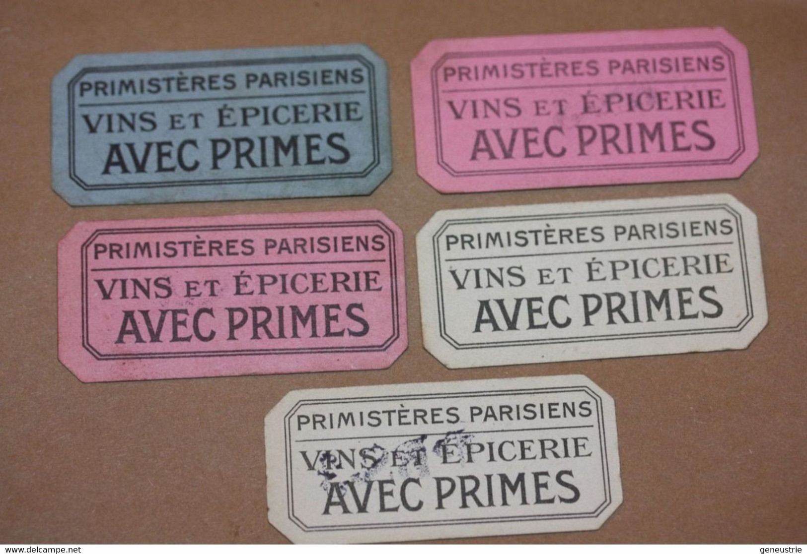 Lot Jetons Carton De Nécessité Paris "Bon Pour 1, 2 Et 5 Primes / Primistères Parisiens - Vins Et Epicerie Avec Primes" - Monétaires / De Nécessité