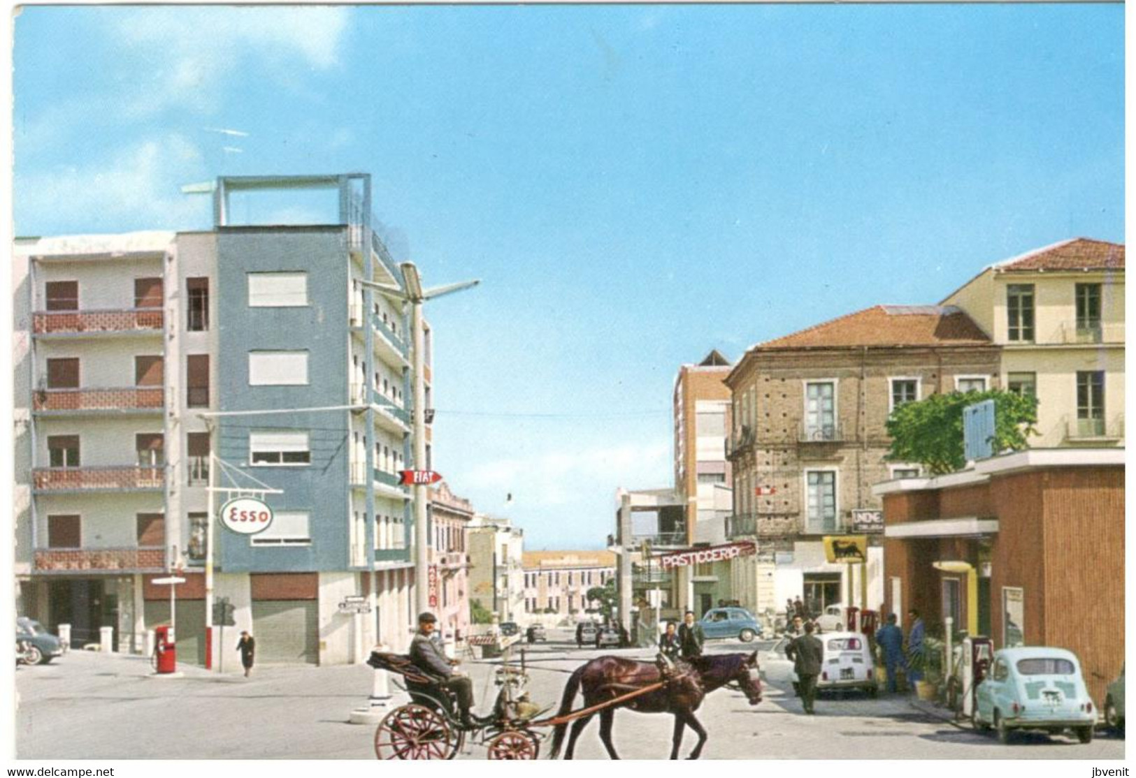 NICASTRO (LAMEZIA) -Piazza Federico Nicotera  -1964 - Carrozza Con Cavallo - FIAT 500/600 - ESSO - Pasticceria - Lamezia Terme