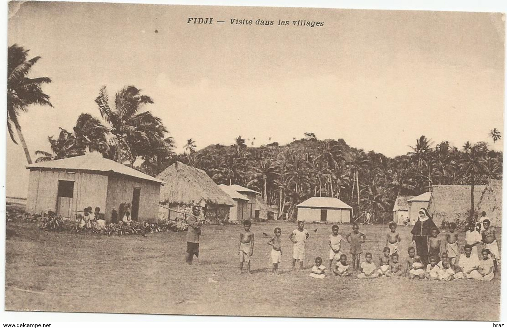 CPA  Fidji  Visite Dand Les Villages - Fidji