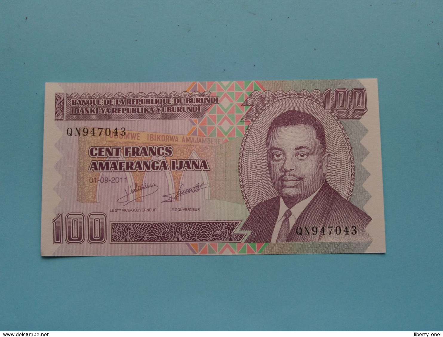 100 Francs ( Amafranga Ijana ) 01-09-2011 ( Republique Du Burundi ) UNC ( For Grade, Please See Photo ) ! - Malawi