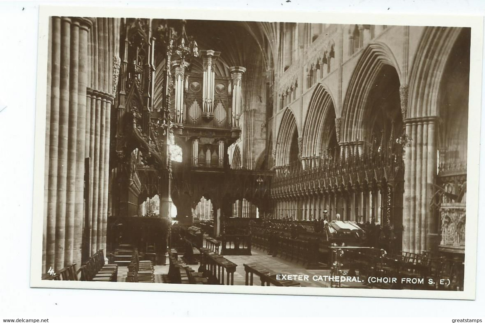 Postcard  Exeter Rp Cathedral The Choir From S.e  Unused - Exeter