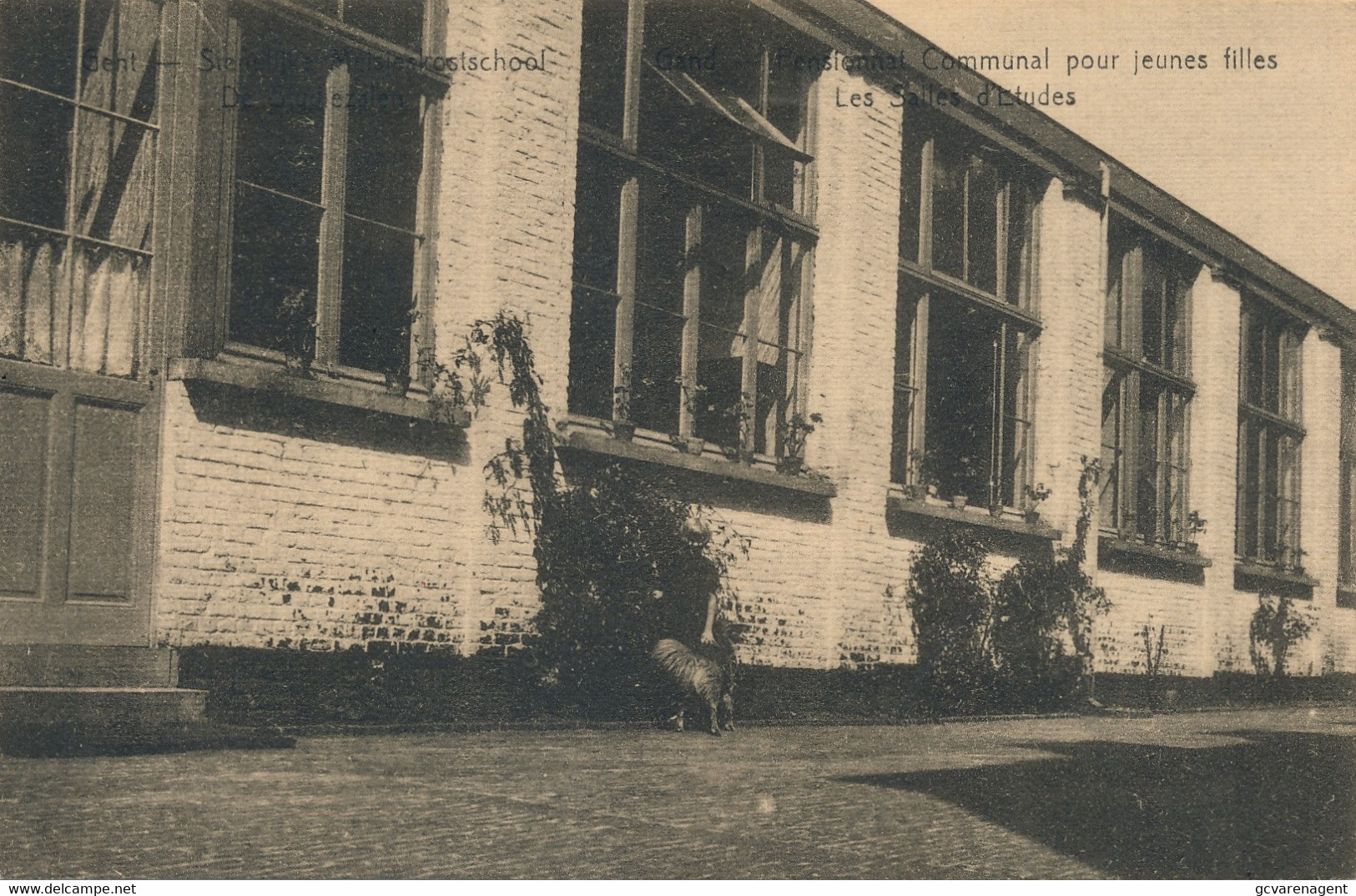 GENT -   STEDELIJKE MEISJESKOSTSCHOOL   -  DE STUDIEZALEN       2 SCANS - Steenokkerzeel