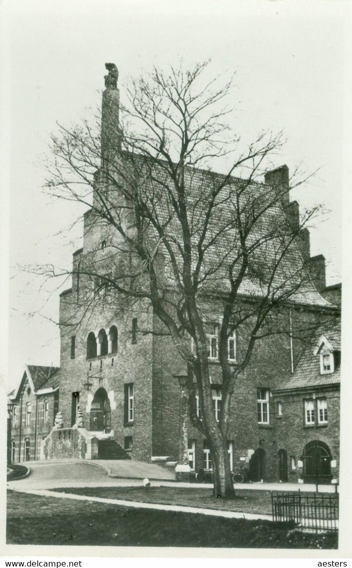 Medemblik 1960; Raadhuis - Gelopen. (Hero Rijnsent - Medemblik) - Medemblik