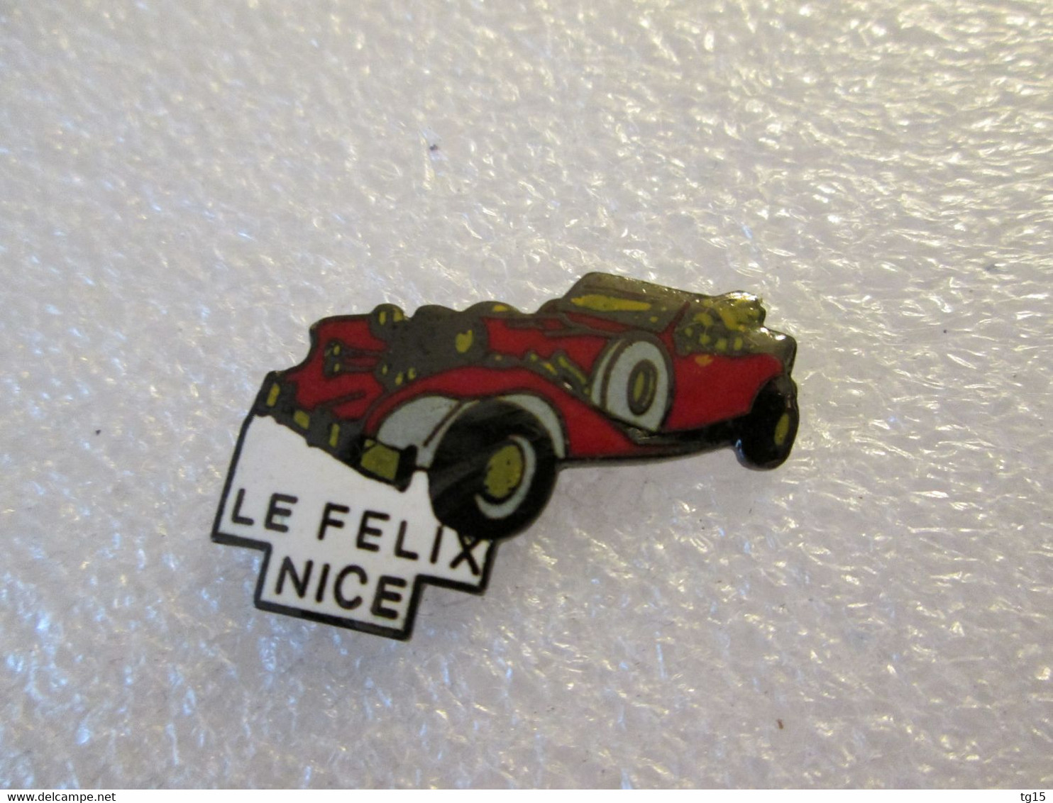 RARE PIN'S     EXCALIBUR    MERCEDES-BENZ   LE FELIX  NICE   email grand feu