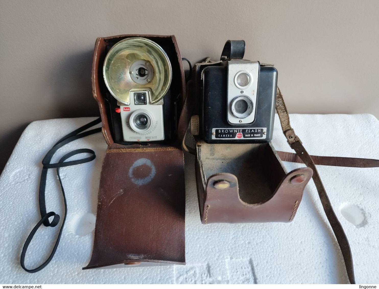 KODAK Appareil Photo Camera Brownie Flash +  Appareil Photo Brownie Starflash Camera Les 2 Dans Sa Housse Cuir D’origine - Appareils Photo