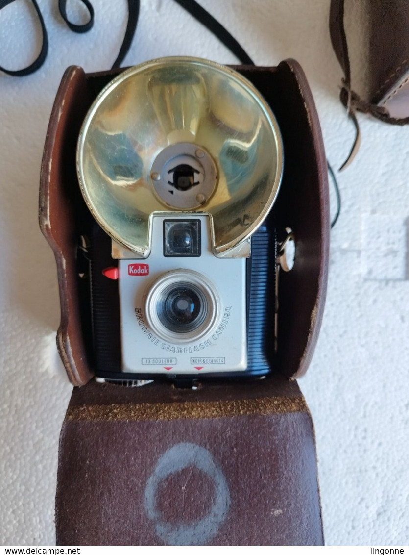 KODAK Appareil photo camera Brownie Flash +  Appareil photo Brownie Starflash Camera les 2 dans sa Housse Cuir d’origine