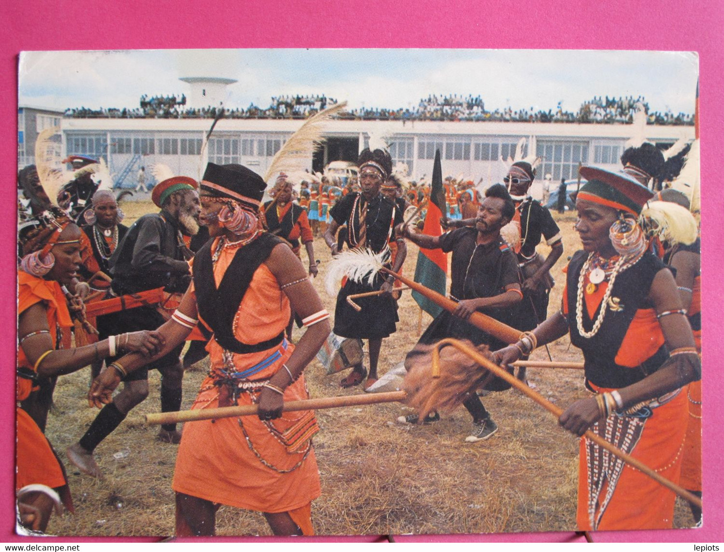 Kenya - Kikuyu Dancer At Nairobi Airport - R/verso - Kenya