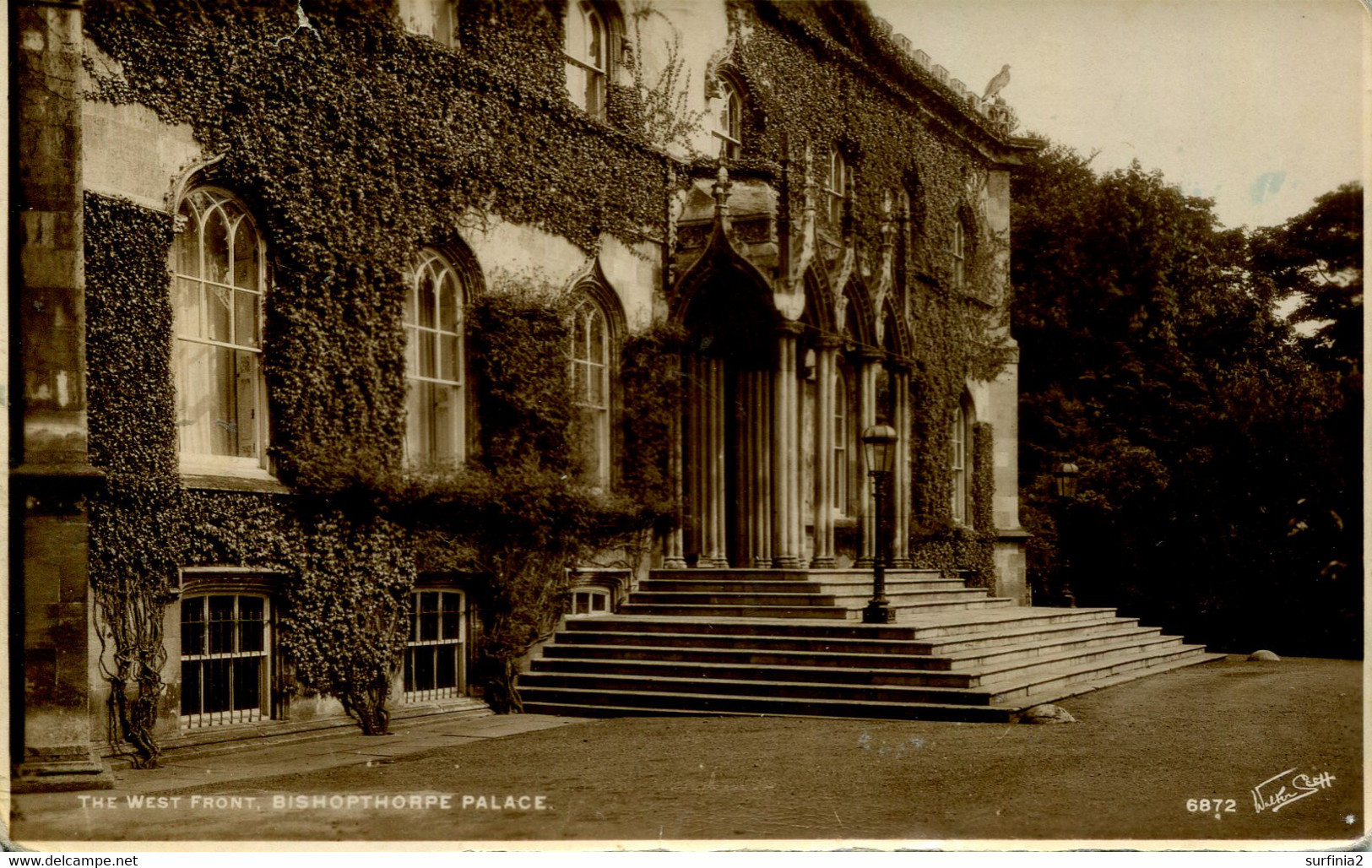 YORKS - YORK - BISHOPTHORPE PALACE, THE WEST FRONT RP  Y3785 - York