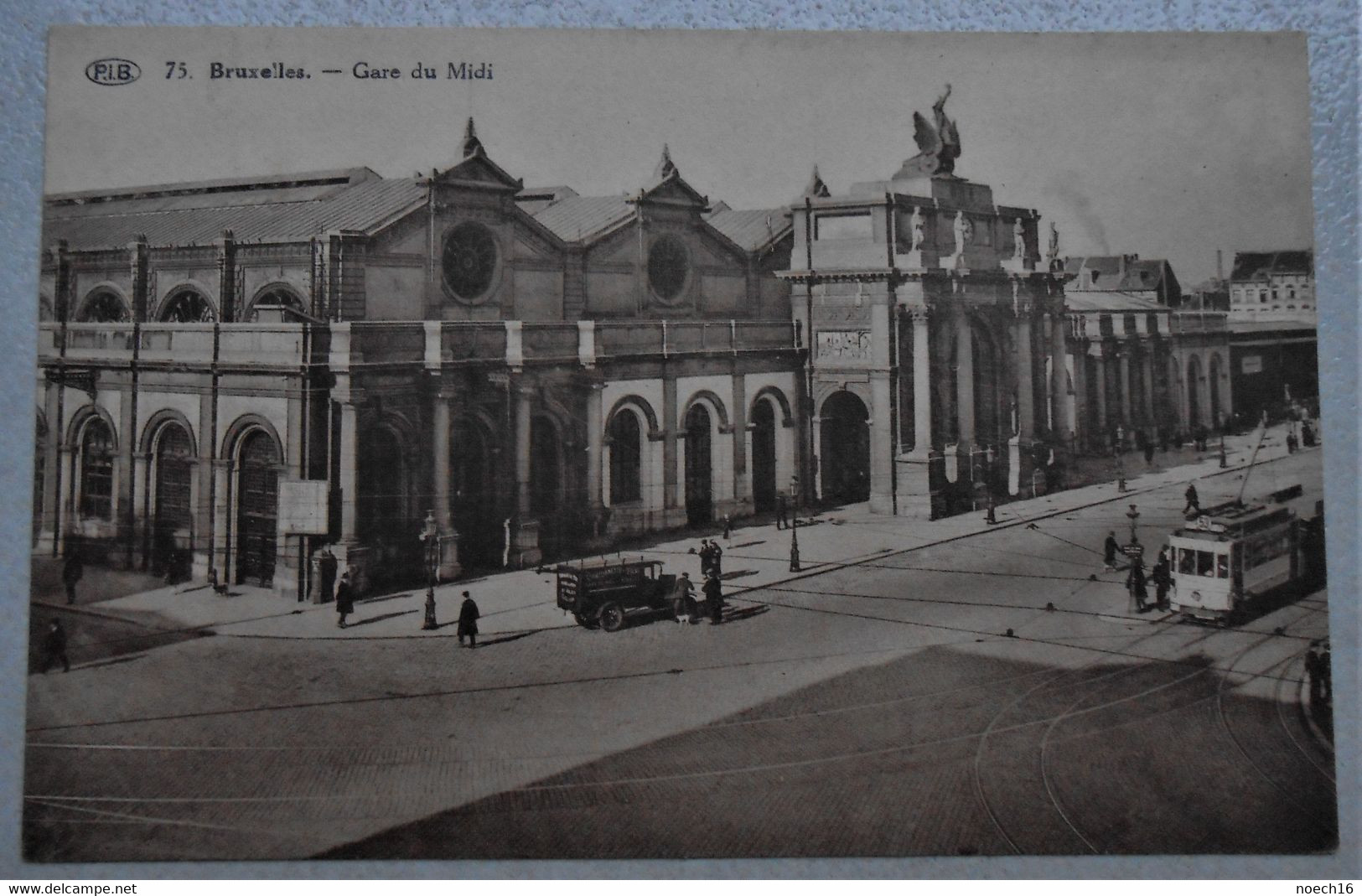 CPA Bruxelles - Gare Du Midi / Camionnette Taxi Et Tram - Chemins De Fer, Gares