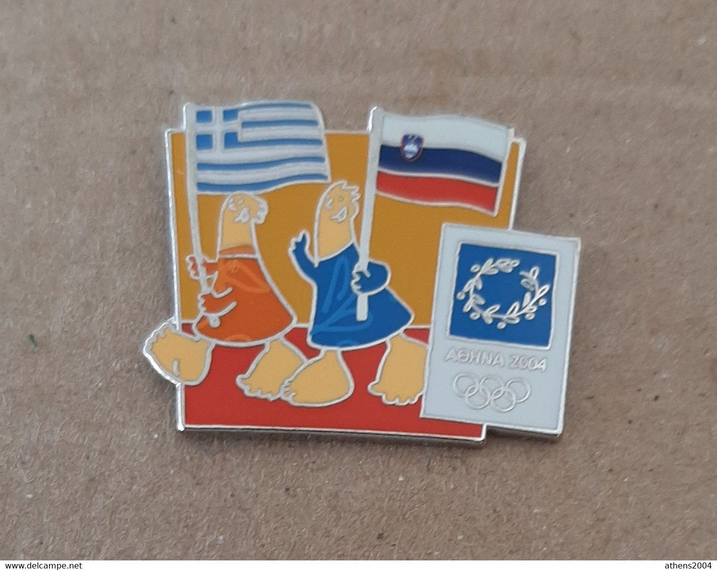 Athens 2004 Olympic Games - Mascots With E.U. Flags, Greece - Slovenia Flags Pin - Jeux Olympiques