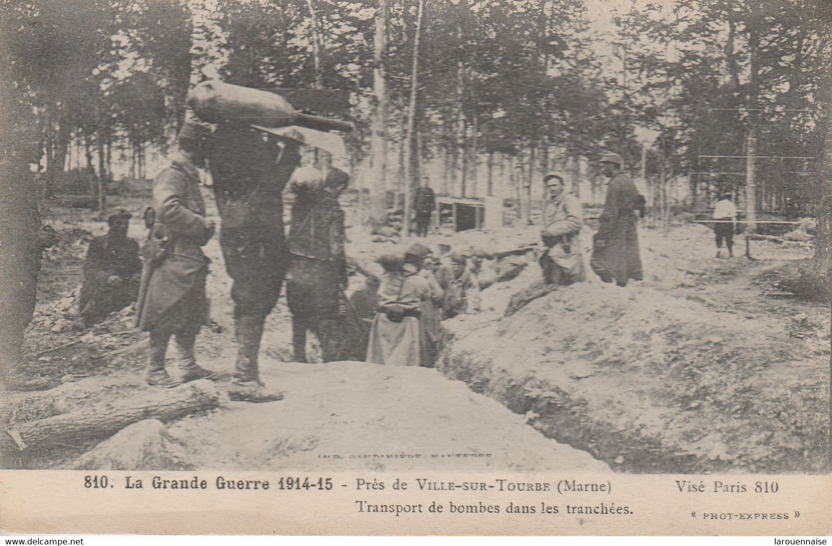 51 - VILLE SUR TOURBE - Transport De Bombes Dans Les Tranchées - Ville-sur-Tourbe