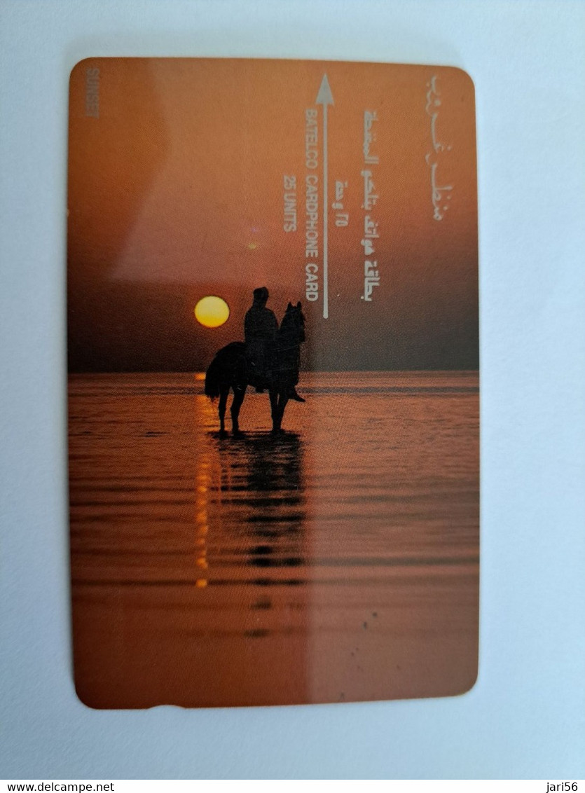 BAHRAIN   GPT CARD  25 UNITS/ BAHRAIN BY NIGHT /SUNSET  /  EARLY  ISSUE BHN9A   / 1BAHE SHALLOW  NOTCH    **10727** - Bahreïn