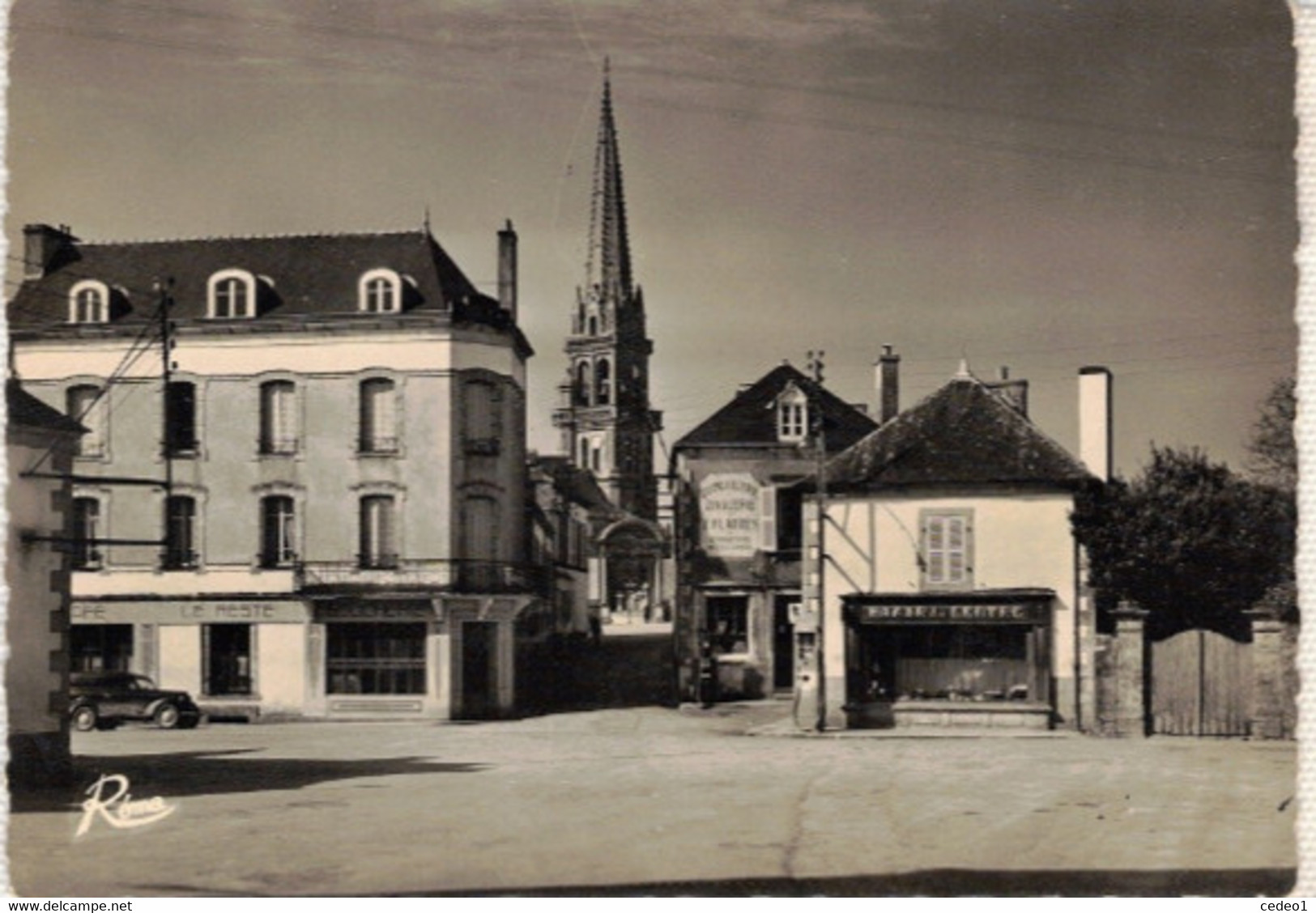 ELLIANT  LA RUE DE L'EGLISE - Elliant