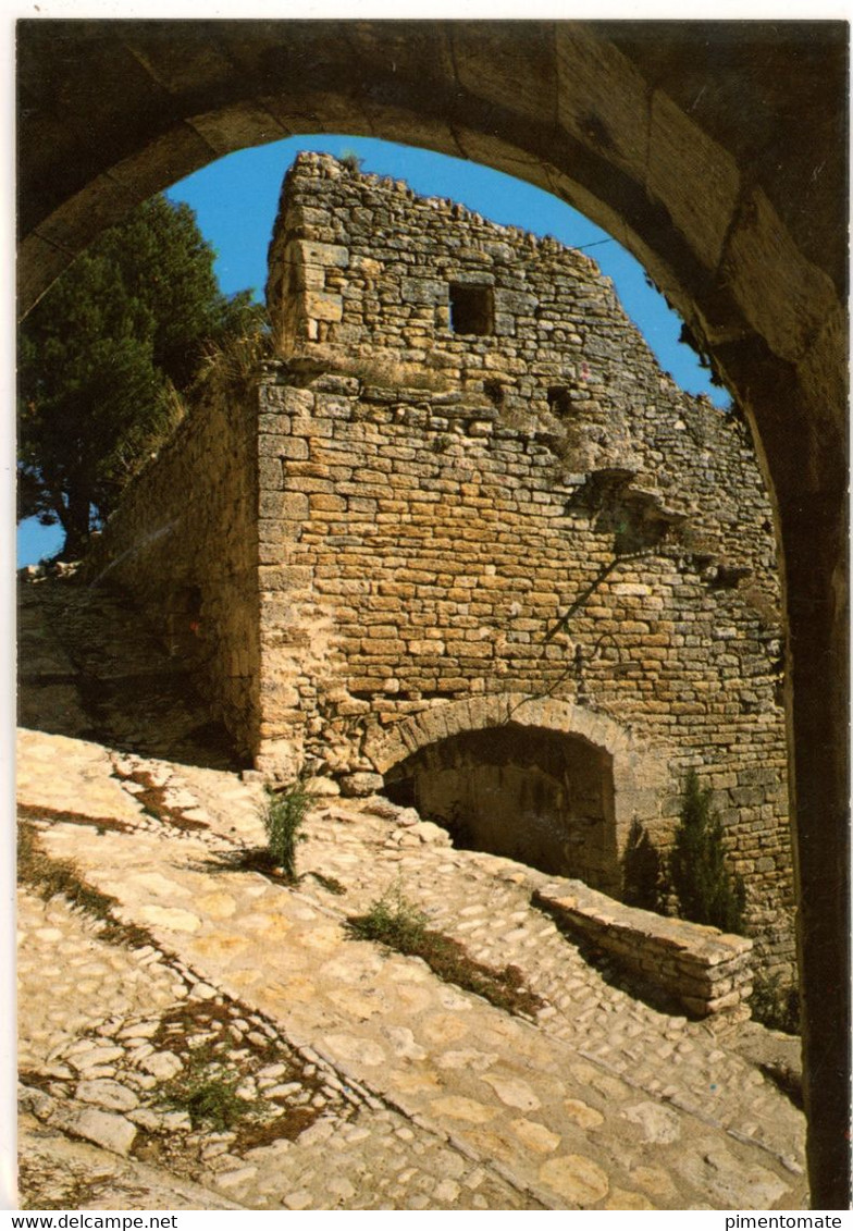 BONNIEUX PORTAIL DE LA RUE DROITE - Bonnieux