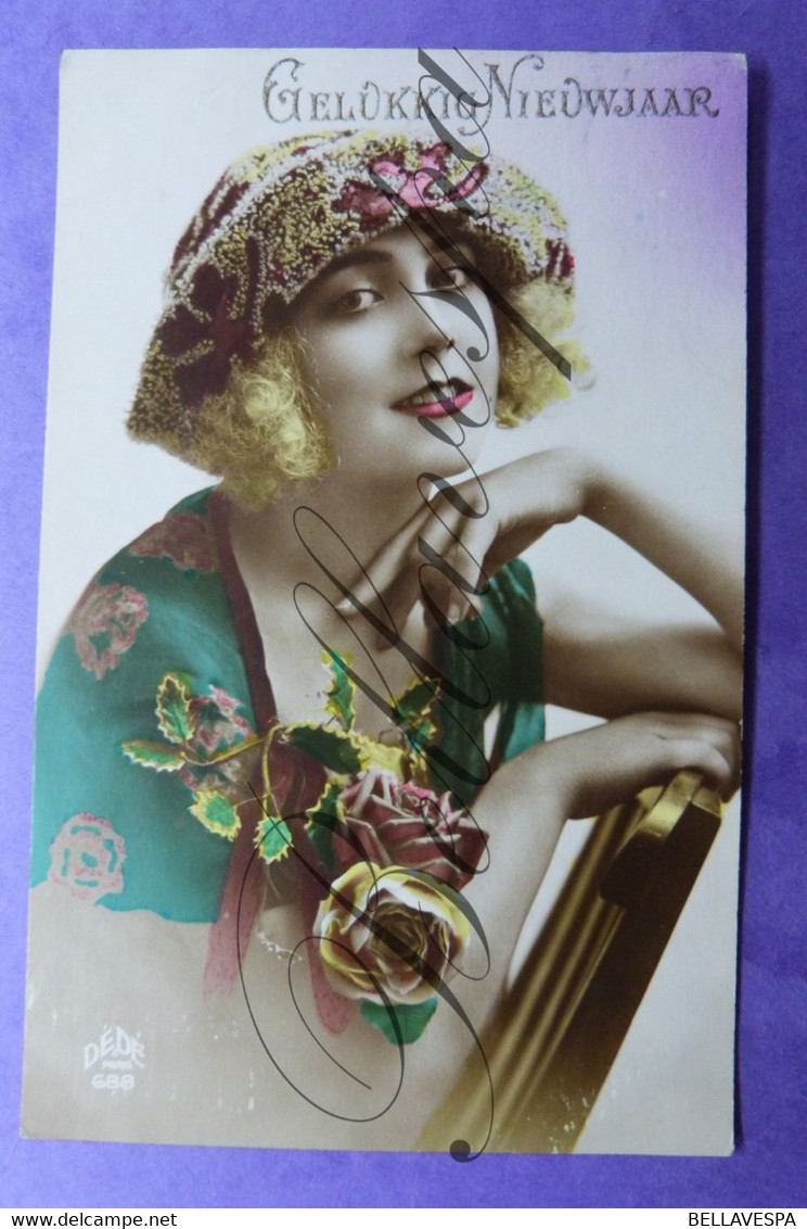 Vrouwen Femme Make-Up- Coifures Kapsel Hoeden Chapeau Studio Photo produktions lot x 27 early 20 e century postcards