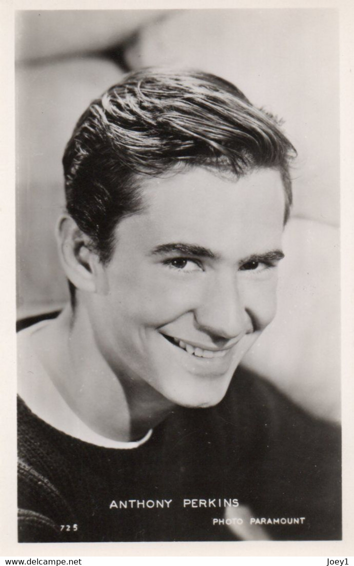 Carte Photo Anthony Perkins Paramount - Famous People