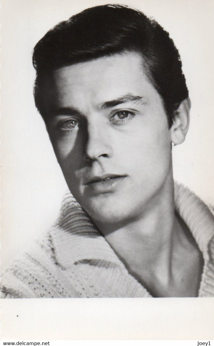 Carte Photo Alain Delon Photo Sam Lévin - Beroemde Personen