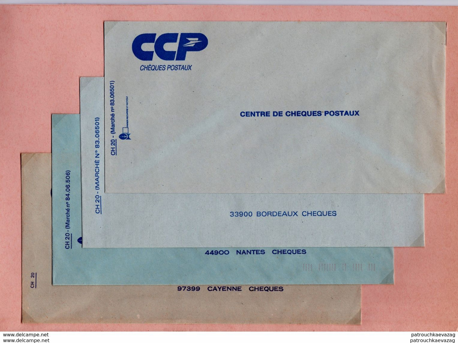 France - RARE - Ensemble De 24 Enveloppes Bleues De La Poste Années 80, Correspondance Avec Divers Centres De Chèques - Collections & Lots: Stationery & PAP