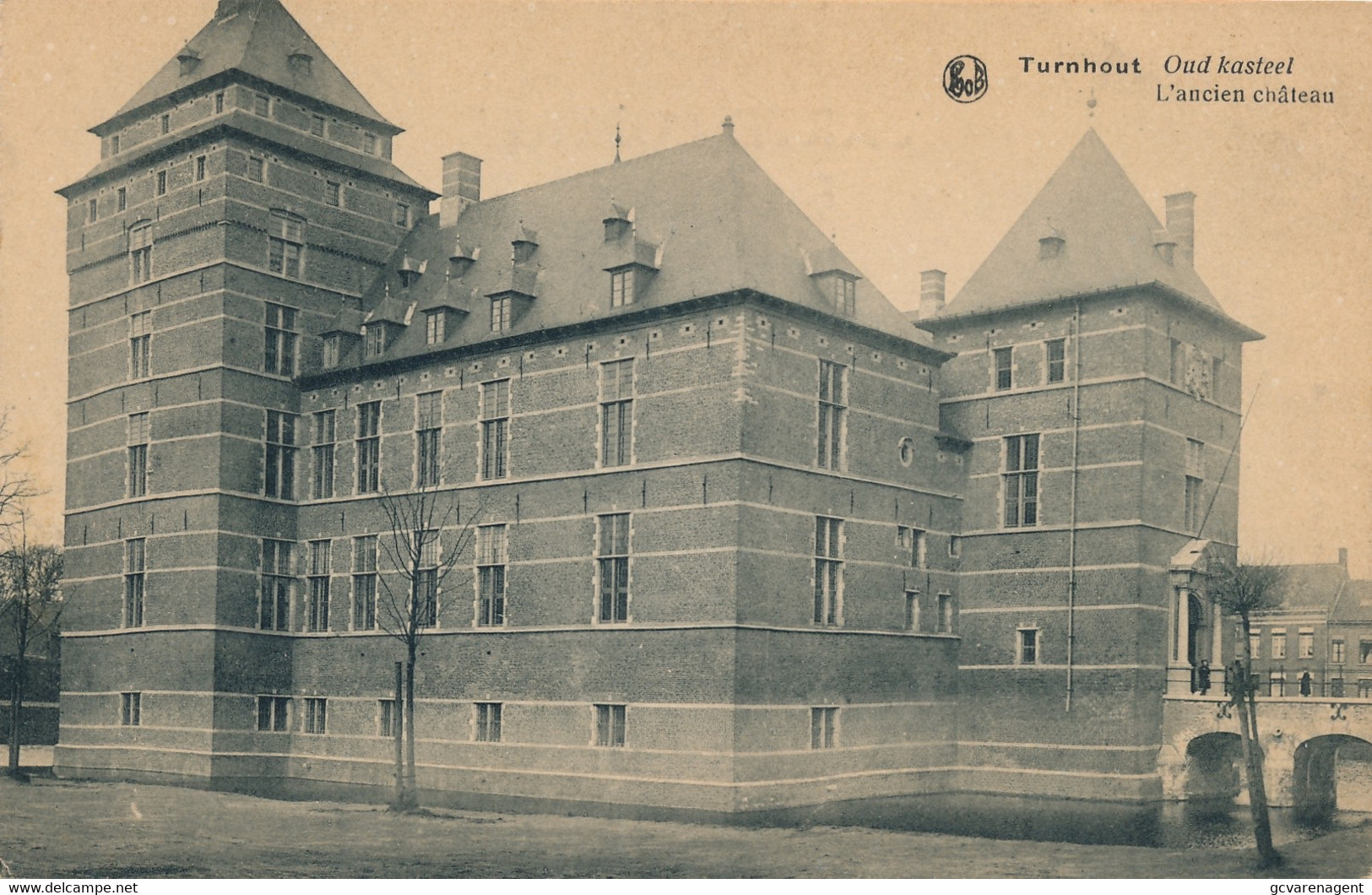 TURNHOUT  OUD KASTEEL              2 SCANS - Turnhout