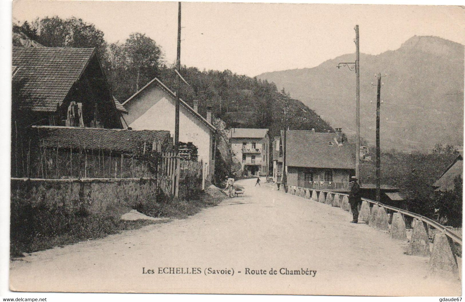 LES ECHELLES (73) - ROUTE DE CHAMBERY - Les Echelles