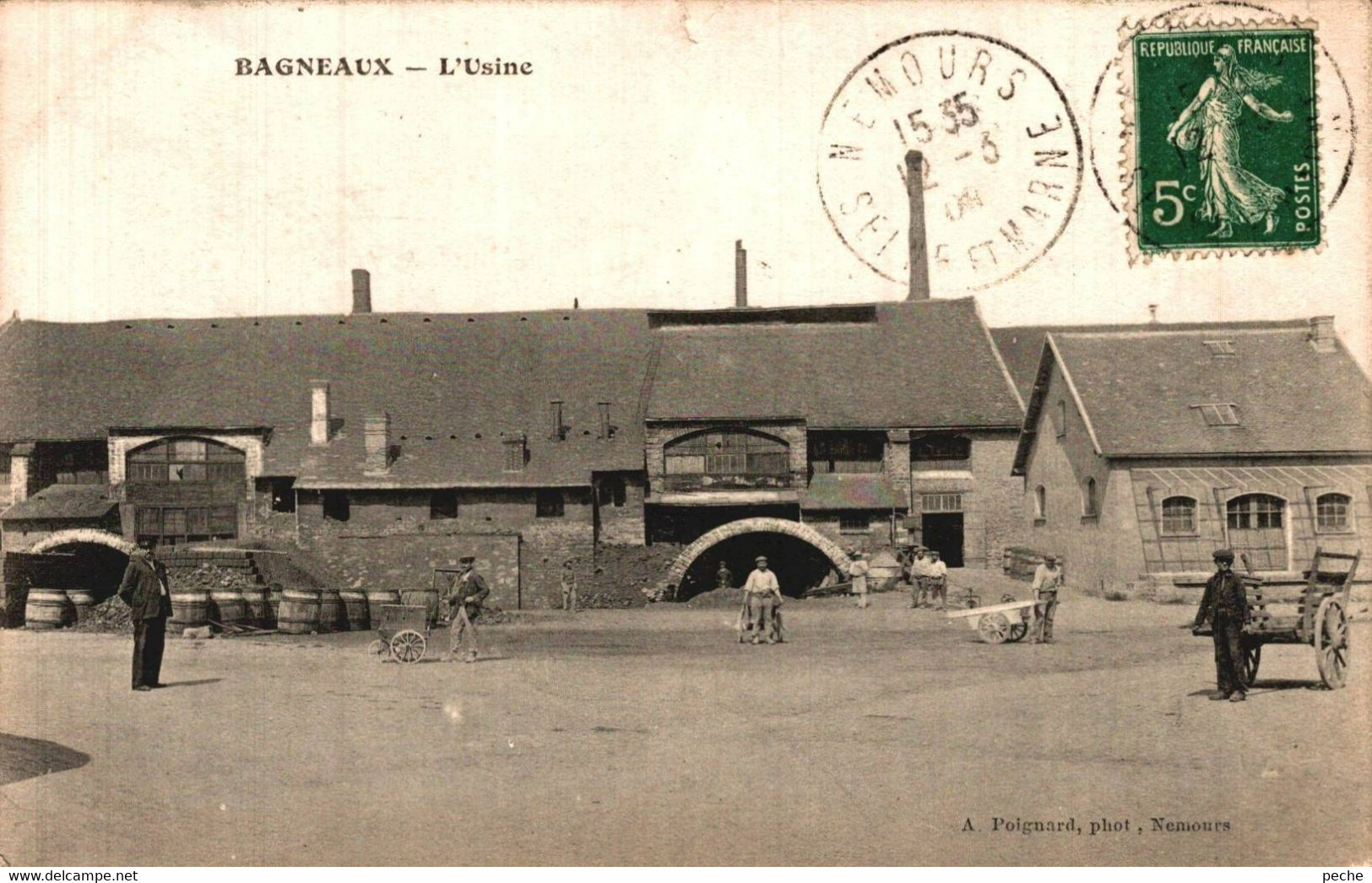 N°95822 -cpa Bagneux -l'usine- - Bagneaux Sur Loing