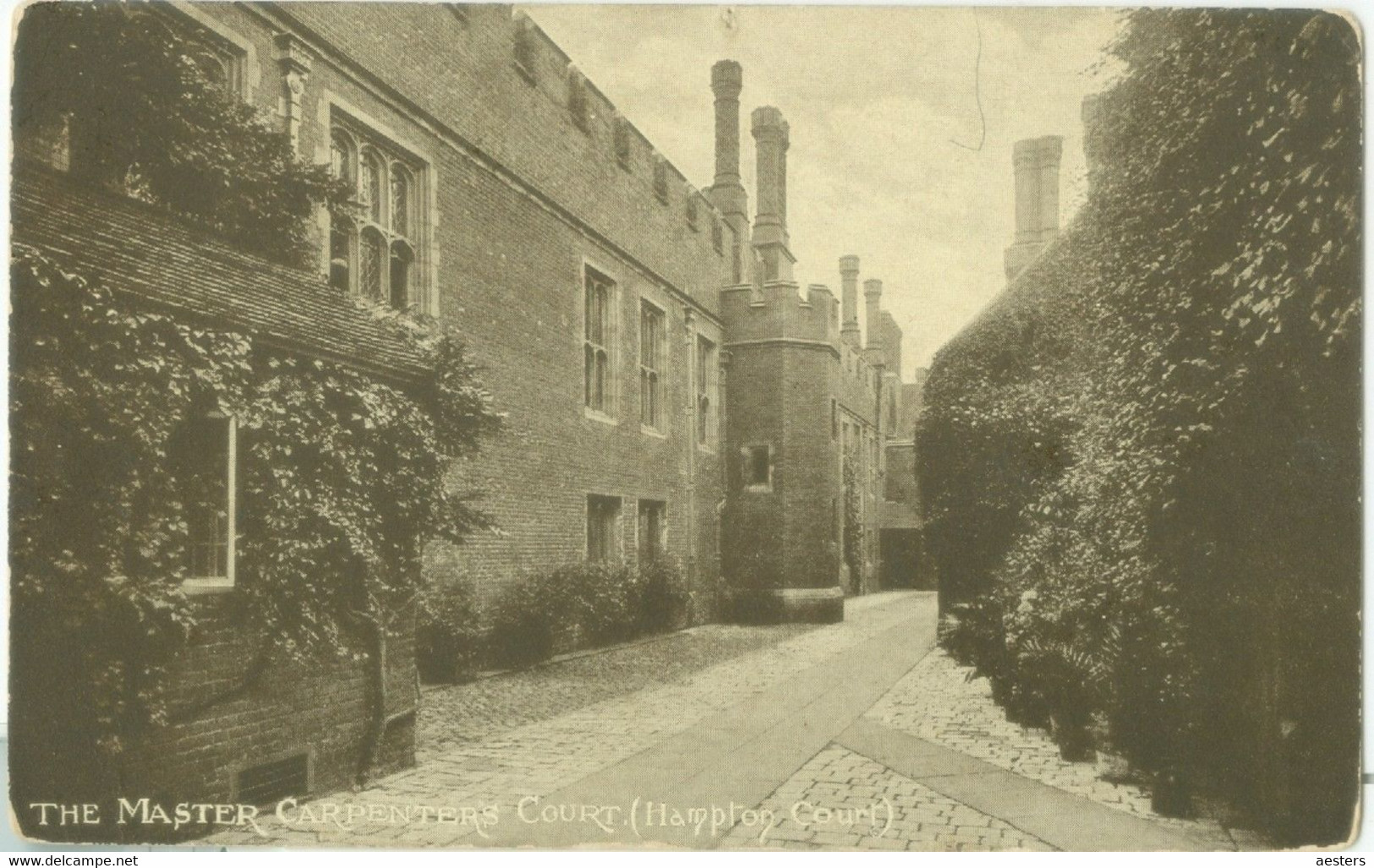 London; Hampton Court Palace, The Master Carpenter's Court - Not Circulated. (Gale & Polden - London) - Hampton Court