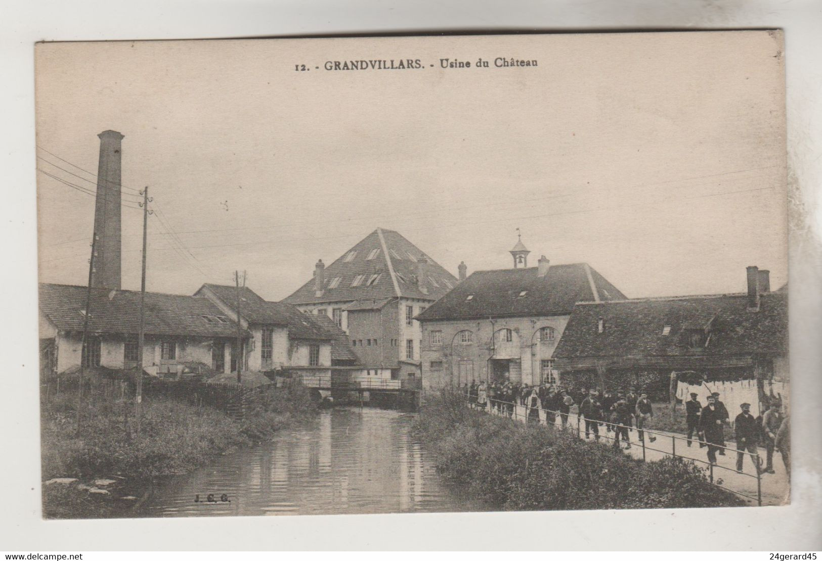 CPA GRANDVILLARS (Territoire De Belfort) - Usine Du Château (sortie Des Ouvriers) - Grandvillars