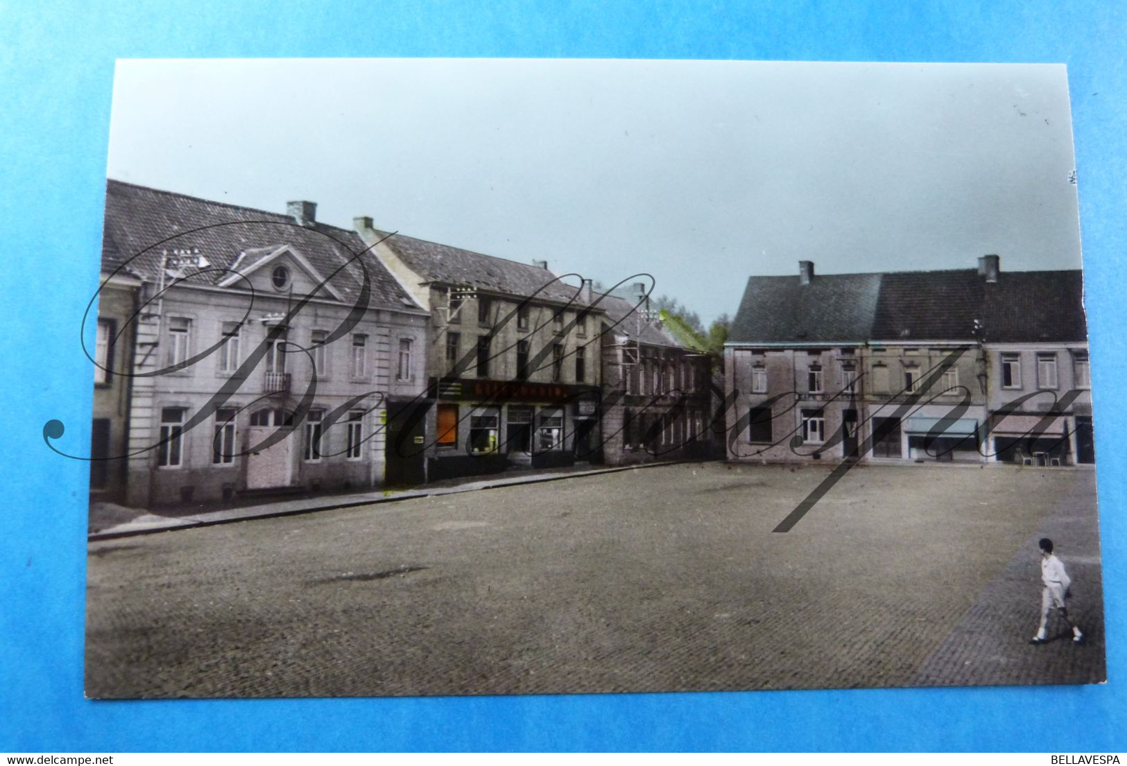 Brakel Nederbrakel. Markt  Uitg. Huis M. Gyselinck-Gildenhuis -Cafe Du Centre - Brakel