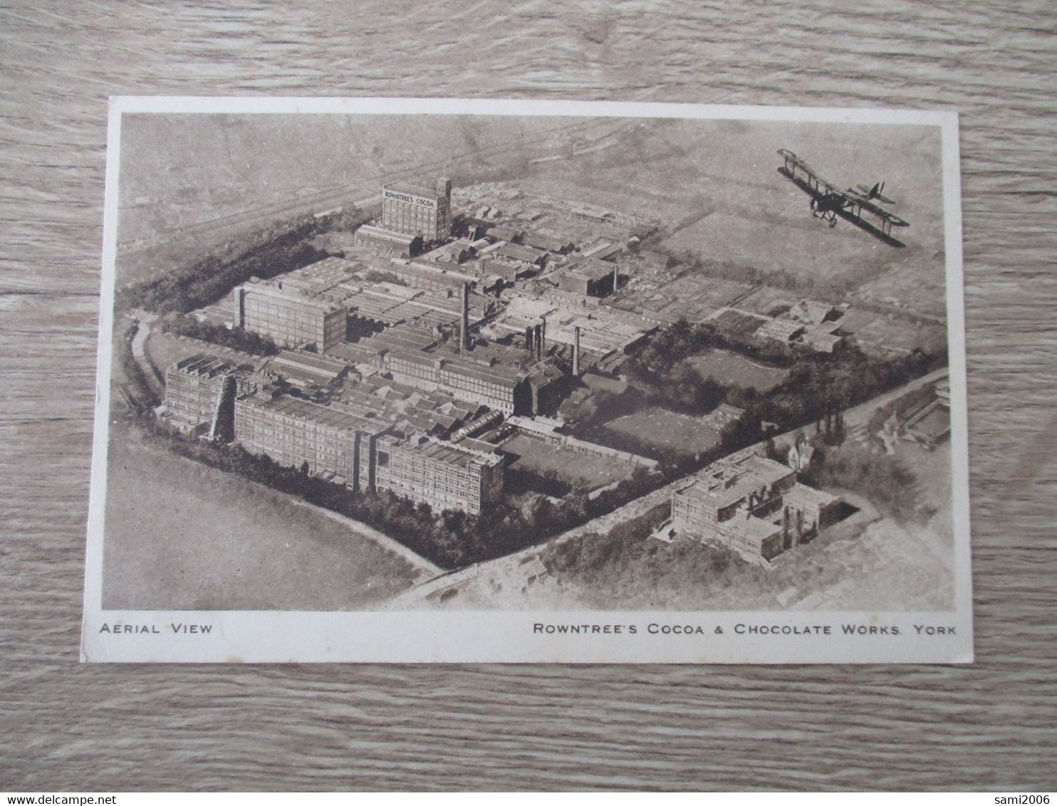 ROYAUME UNI ROWNTREE'S COCOA & CHOCOLATE WORKS YORK AERIAL VIEW - York