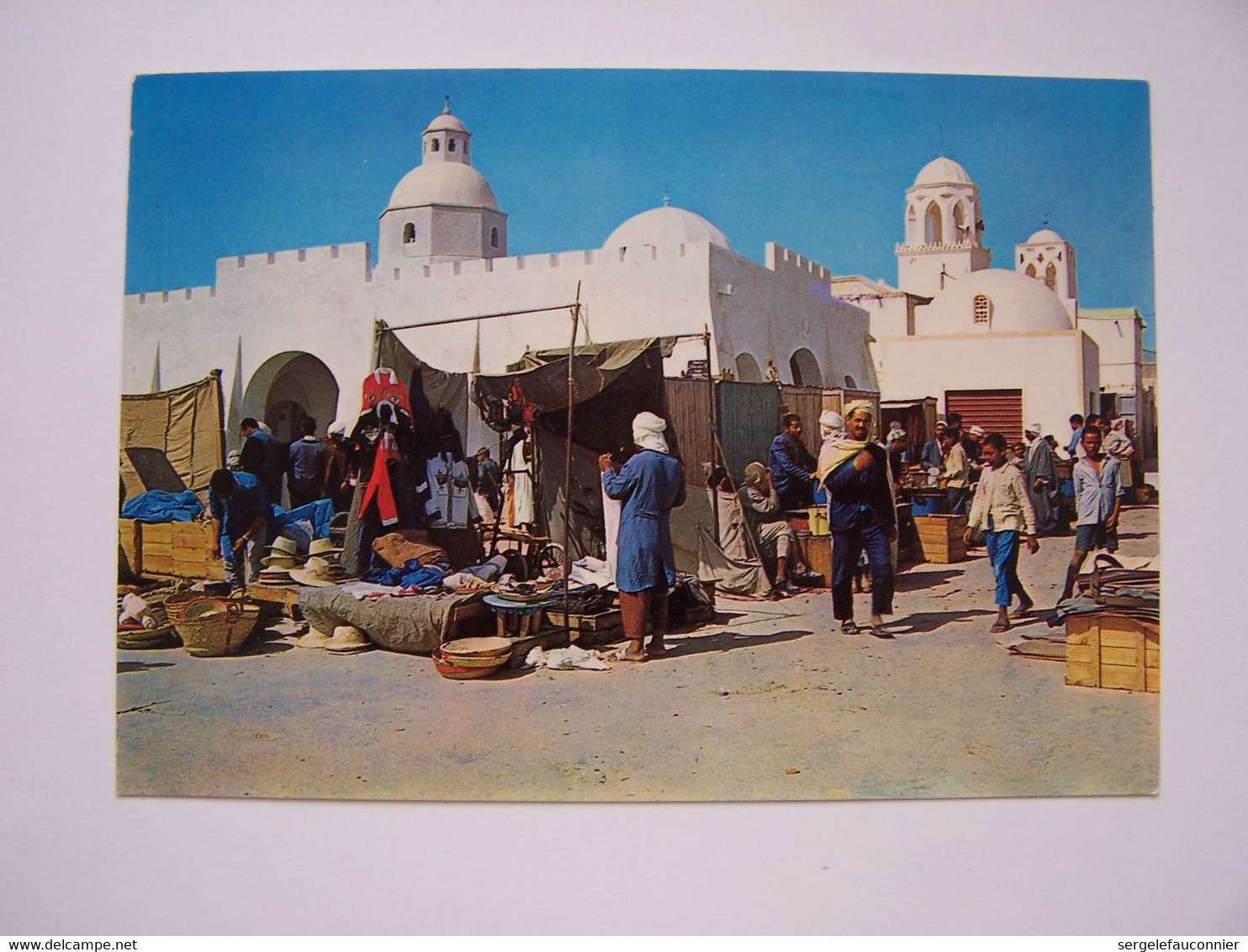 ALGERIE EL OUED " Ville Aux Mille Coupoles"  Le Souk (Années 70) - El-Oued