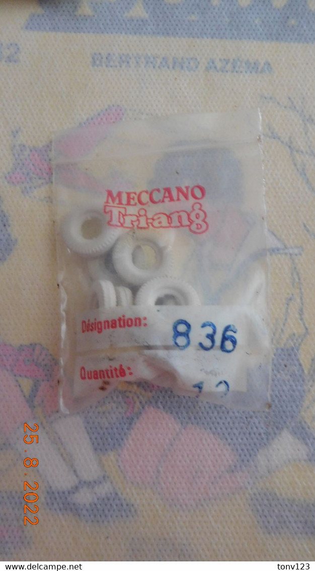 Meccano Triang:rès Rare Sachet D'origine Ref 836 De 12 Pneux - Autres & Non Classés