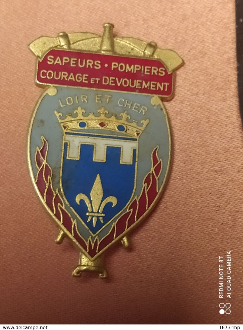 INSIGNE SAPEURS POMPIERS DU LOIR ET CHER - Firemen