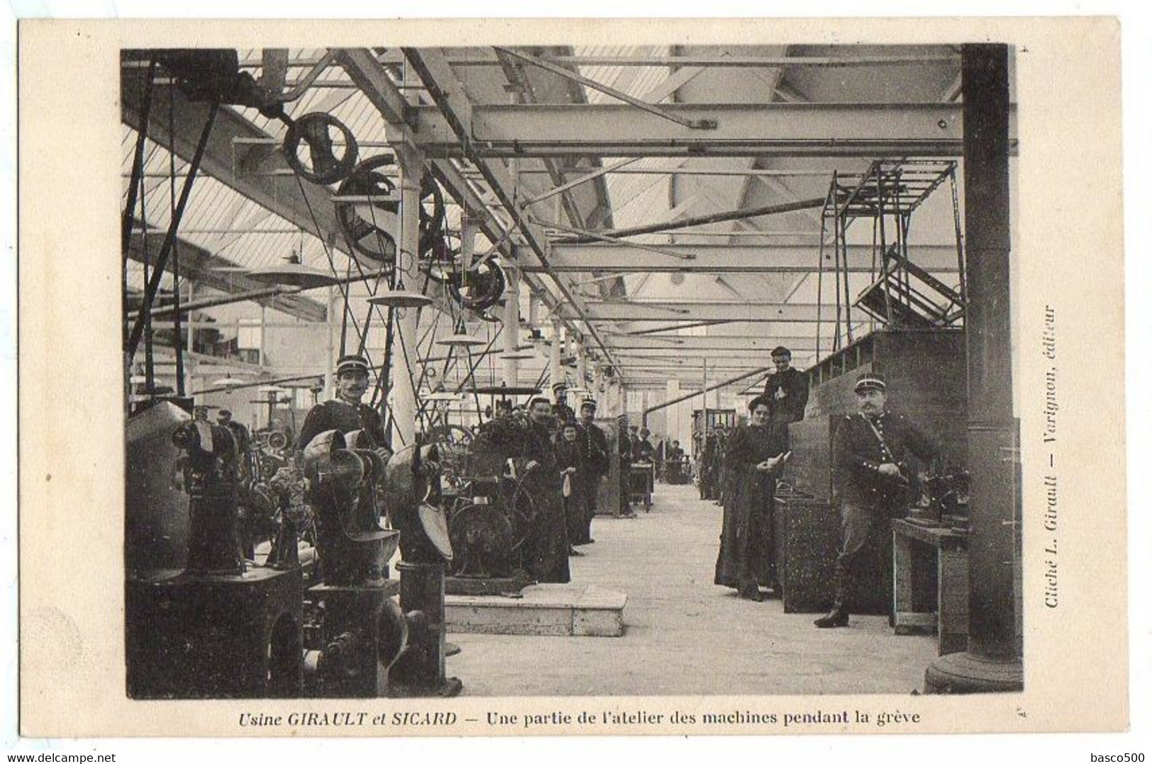 FOUGERES - Usine GIRAULT SICART Atelier Pendant La Grève Très Animée - Fougeres