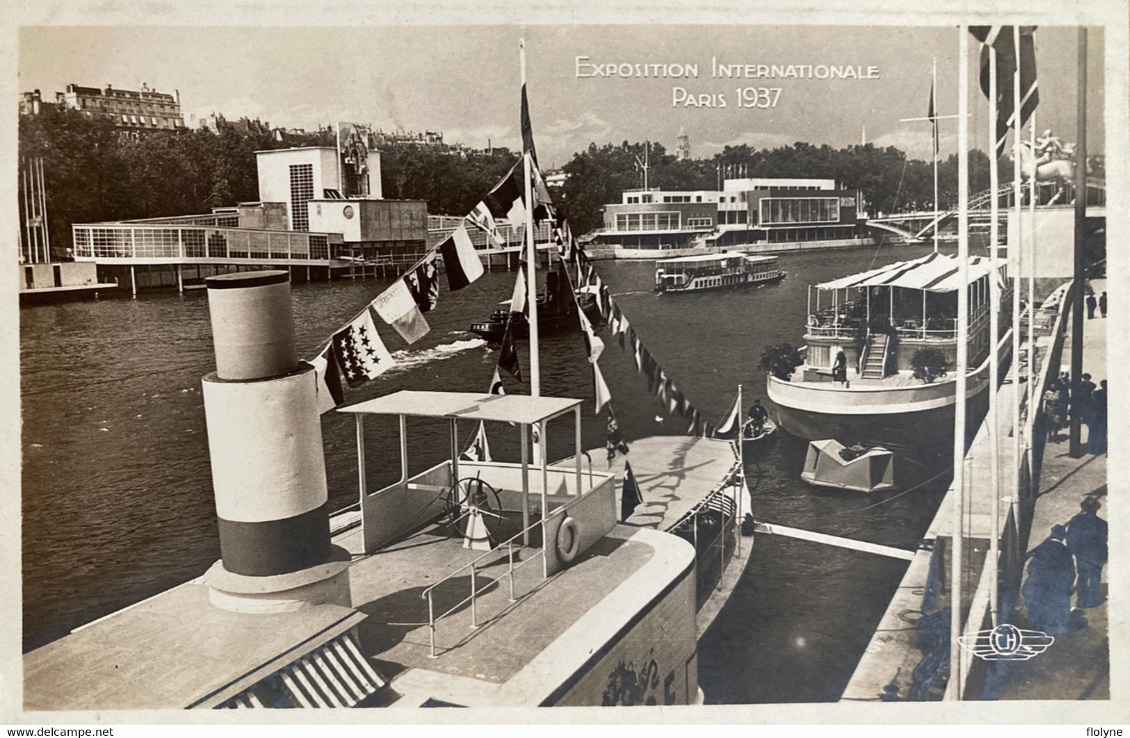 Paris - Exposition Internationale De 1937 - Vue D’ensemble Prise Du Pavillon De La Suisse - Exposiciones