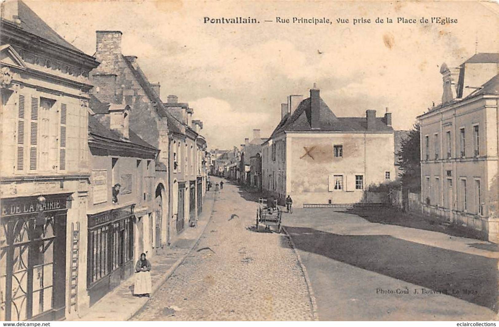 Pontvallain            72       Rue Principale Pris De La Place De L'église                  (voir Scan) - Pontvallain