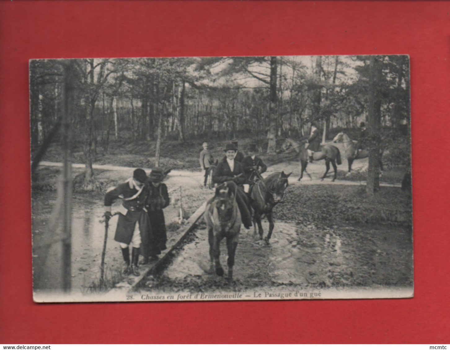 CPA - Chasses En Forêt D'Ermenonville - Le Passage D'un Gué -   Chasse à Courre - Ermenonville