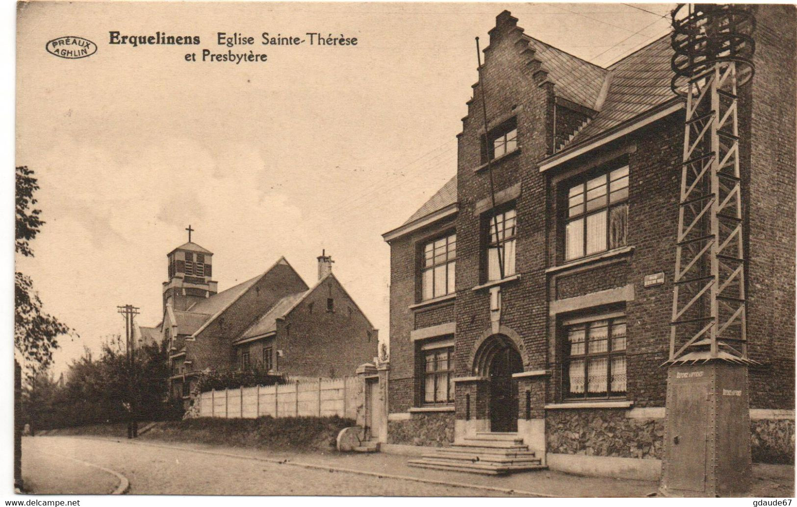 ERQUELINNES / ERQUELINENS (HAINAUT) - EGLISE SAINTE THERESE ET PRESBYTERE - Erquelinnes