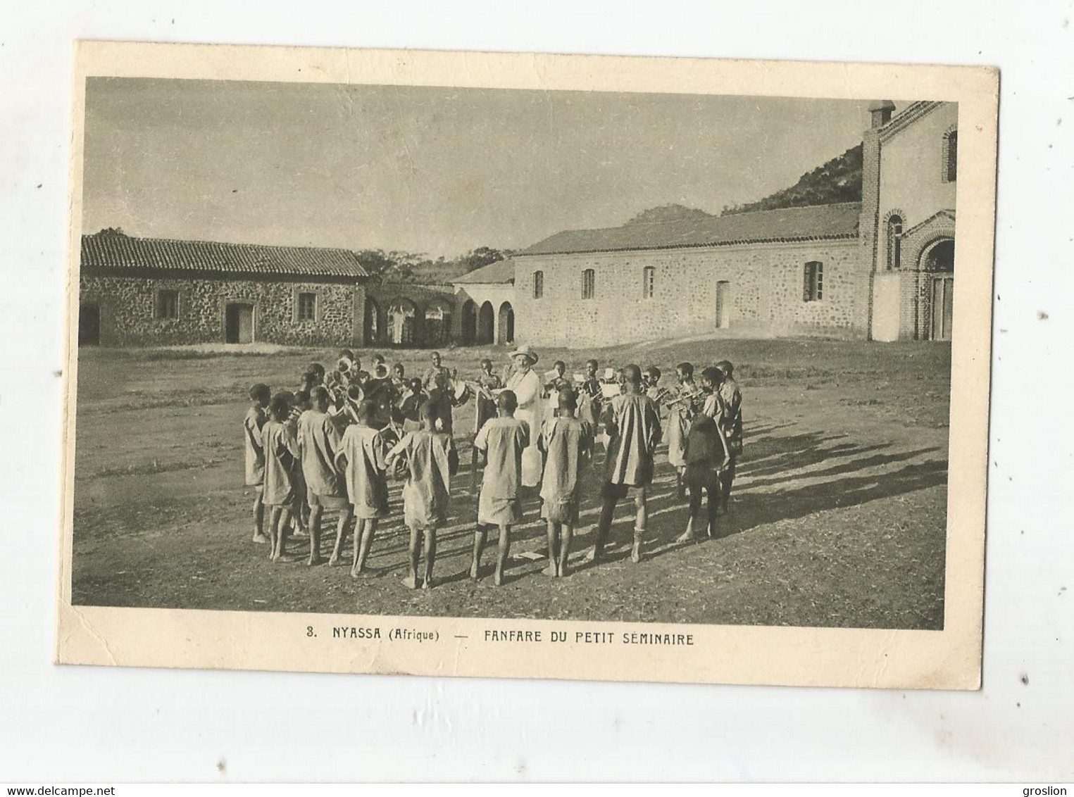 NYASSA (AFRIQUE) 3 FANFARE DU PETIT SEMINAIRE (BELLE ANIMATION)  1946 - Mozambique