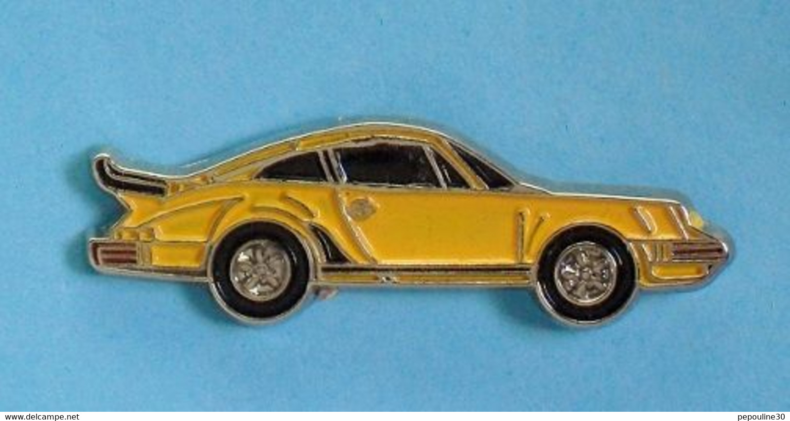 1 PIN'S  //  ** PORSCHE 911 / CARRERA / TURBO ** . (© Qualité Collectors Série Limité) - Porsche