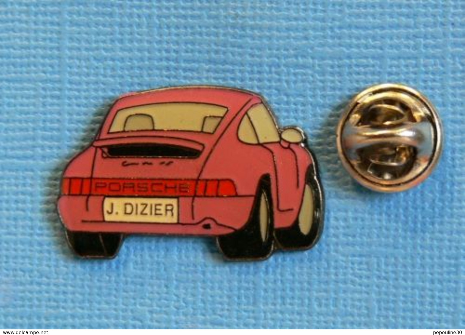 1 PIN'S //  ** PORSCHE 911 CARRERA  T / J. DIZIER  ** . (Coinderoux) - Porsche