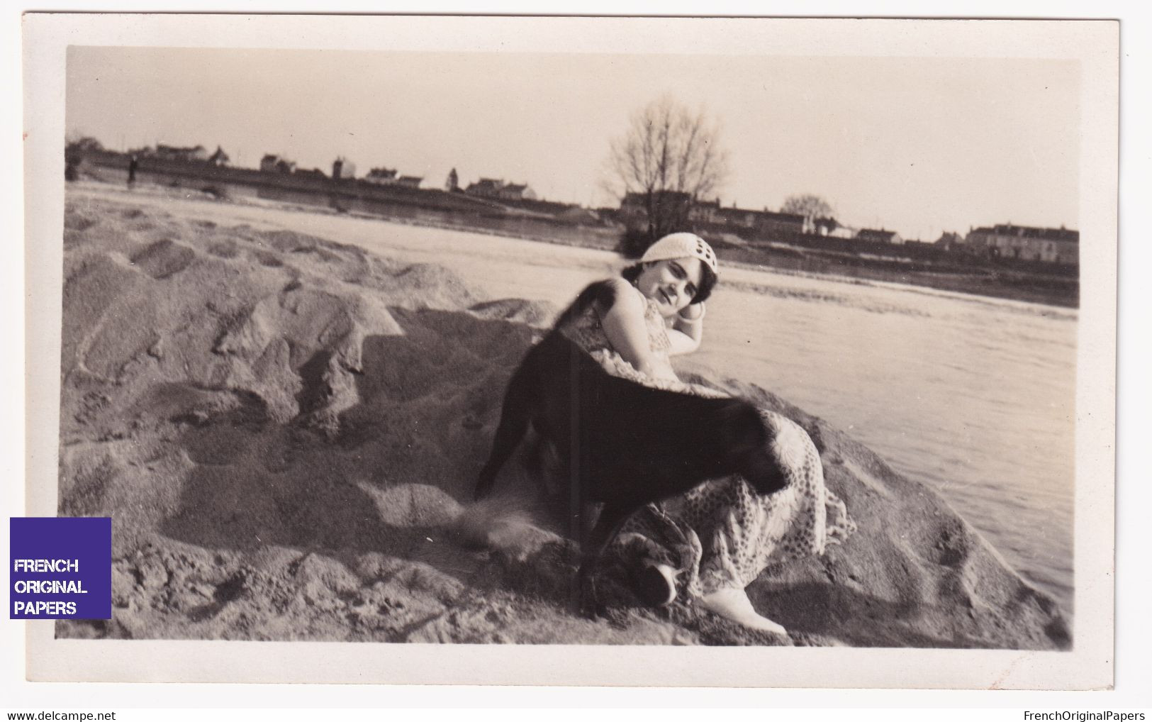 Sainte Radegonde En Touraine Près Tours - Photo 1932 6,5x11cm La Loire île De Sable Face à L' Hôtel Femme Chien A80-14 - Lugares