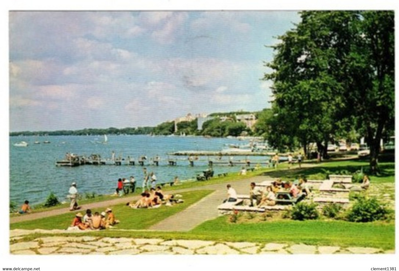 USA Etats Unis United States University Of Wisconsin Madison Lake Mendota From The Union Boat House 1972 - Madison